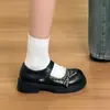 Sapatos Mary Jane estilo retrô com laço patchwork para mulheres, outono de 2026, novos sapatos pequenos de couro estilo faculdade de nicho