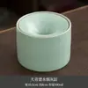 Cinzeiro Pequeno para Casa e Escritório, Design Criativo com Tampa para Evitar que as Cinzas Voem, Cerâmica Vintage Forno Ru Azul e Branco