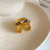 Serenidad de Té Blanco, Anillo Abierto Irregular de Perla Tejido Plegado, Anillo de Dedo Índice de Lujo Ligero de Gama Alta, Accesorio de Mano de Moda