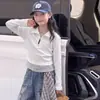 Sudadera de Primavera y Otoño para Niñas 2026 Nuevo Estilo Coreano Top Dos en Uno para Niños Mayores, Camisa Base de Cuello Solapa para Niños de Principios de Otoño, Moderna