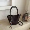 Bolso Cubo Transfronterizo Nuevo de Gran Capacidad para Mujer, Moda Tejida, Diseño Simple Estilo Coreano, Bolso de Hombro Cruzado para el Trabajo