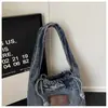 Bolsa de Ombro Simples, Bolsa Jeans Fashionável Estilo Retro Hong Kong, Bolsa Tote, Novo Estilo Diário, Bolsa Casual de Grande Capacidade para Usar sob o Braço para Mulheres