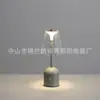 Lâmpada de Mesa USB Simples Moderna Criativa Lâmpada Decorativa de Cabeceira de Quarto Decoração de Mesa Luz Noturna LED Luz Vermelha da Moda