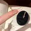 Pingente de Cruz em Ouro 14K com Zircônia, Brincos Exquisitos e Luxuosos de Alta Qualidade, Brincos Piercing Barra Reta em Aço Titânio 316L