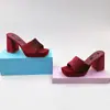 Moda transfronteriza verano nuevo estilo chica caliente sandalias de plataforma de alta gama impermeables plataforma tacón ultraligero zapatillas de exterior Europa y Estados Unidos