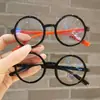 Gafas Súper Lindas Color Macarrón para Bebé con Filtro de Luz Azul Marco de Silicona Suave Forma Cóncava para Sesión de Fotos Infantil Lentes Planos