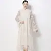 Vestido Elegante Feminino Estilo Francês 2026 com Bordados Delicados, Gola Alta, Mangas Peludas, Vestido Longo e Vestido Acinturado