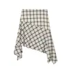 Moda Cruzada Europeia e Americana Feminina Novo Estilo para Primavera/Verão 2026: Blusa Xadrez de Gola Redonda Grande com um Toque Estiloso + Saia Evasê