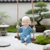Colgante de Columpio Monje Pequeño Azul Zen Patio Chino Musgo Paisaje en Miniatura Jardinería Paisajismo Árbol de Resina Adorno Colgante