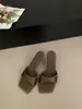 Zapatos de tacón alto de aguja Chuyuji, sandalias de una tira estilo francés, zapatos de mujer para uso en exteriores, nuevo estilo de verano 2026, elegantes y adecuados para faldas