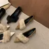 Primer Encuentro con Zapatos Peludos de Tacón Medio para Mujer, Ropa de Invierno para Exteriores, Combinados con Faldas, Tacón Grueso Estilo Francés, Zapatos de Punta Finos Forrados de Polar para Mujer, Cálidos y Adecuados para el Trabajo