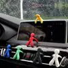 Atacado novo criativo ventilação de ar aromaterapia figura de plástico ventilação de ar do carro fragrância perfume sólido para carro