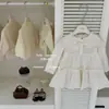 LeEn renda francesa para bebês! Vestido Feminino Outono Nova Coleção Vestido Boneca Colete Vazado Conjunto de Duas Peças