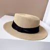 Fita de veludo de alta qualidade Chapéu plano Chapéu de palha de verão feminino Chapéu de praia de férias Chapéu simples Commuter