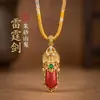 Nuevo Colgante Espada León Cinnabar Incrustado con Alto Contenido de Arena Roja Imperial, Adecuado para Hombres y Mujeres en su Año Zodiacal, Collar al por Mayor