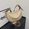 High-end Niche Grande Capacidade Branco Crossbody Underarm Bag Moda Feminina Novo Casual All-match Ombro Dumpling Bag