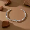Nuevas Pulseras de Acero de Titanio Europeas y Americanas Más Vendidas para Mujeres Estilo Ins Moda Personalizada Joyería para Manos que No se Desvanece Joyería de Acero Inoxidable Venta al por Mayor