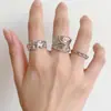 Anillos irregulares vintage europeos y americanos, diseño de nicho, lujo ligero de alta gama, anillos versátiles para el dedo índice, anillos personalizados