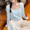 Nuevo Suéter de Punto Cuadrado Azul Claro 2025 con una Atmósfera Suave y Fácil de Crear un Top de Estilo Diosa a la Moda
