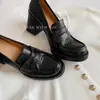 Mocasines retro de piel de vaca súper suaves con tacón grueso para mujer, nuevos zapatos slip-on de tacón alto 2026