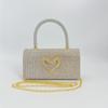 Bolsa Feminina da Moda com Fivela de Metal em Formato de Coração, Bolsa de Ombro Socialite Trendy de Alta Qualidade, Bolsa de Mão Versátil e Estilosa