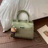 Moda Primavera 2026 Bolso Cruzado de Hombro Único, Elegante y de Alto Valor, Estilo Ins para el Trabajo