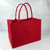 Nuevas Bolsas Especiales de Felt Food Company, Bolsas de Fieltro para Regalo de Reunión Anual Corporativa, Souvenirs de Fieltro Rojos para el Festival de Primavera