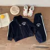 Conjunto de Otoño para Niños: Chaqueta Estilo Coreano, Conjunto de Dos Piezas de Moda para Niños, Nuevo Ropa Deportiva Fresca y Elegante para Bebé Primavera/Otoño 2026