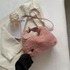 Bolsa de pelúcia de outono e inverno para mulheres 2022 nova moda bonito ombro mensageiro bolsa cadeia bolsa peluda