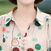 Camisa Floral de Verão da Mamãe Camisa Feminina com Mangas Médias que Reduz a Idade Moda Casual Roupas para Mulheres de Meia-Idade e Idosas Camiseta Estampada Top
