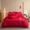 Novo Conjunto de Casamento Estilo Chinês de Quatro Peças Capa de Edredom Vermelha Grande Lençol de Cama Alegria de Recém-Casados Colcha Roupa de Cama de Casamento de Alta Qualidade e Elegante