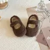 Zapatos Mary Jane de Color Sólido para Niñas, Nuevo Estilo Otoño e Invierno, Lindos y Originales Zapatos de Algodón con Velcro, Zapatos Planos de una Sola Suela con Forro de Felpa
