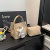 Cesta de Legumes Portátil para Mulheres 2026 Primavera Nova Simples Cor Sólida Bolsa de Ombro Bolsa Transversal Tipo Balde Item Quente Transfronteiriço