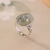 Anillo de Plata de Ley S925 Yilu Jade Hetian Jade de Agua Clara Anillo Abierto de Plata con Cabujón de Mariposa y Flor Vintage Desgastado