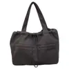 Bolso de hombro simple de gran capacidad para niñas, nuevo bolso tote plisado de moda casual, bolso de mano versátil de moda para el día a día