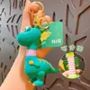 Nova Boneca Dinossauro Retrátil Divertida com Tema de Frutas Chaveiro Pingente para Mochila Acessório de Decoração de Chaveiro de Mochila Cartoon