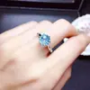 Anillo Topacio Azul Cielo Corte Imitación Explosiones Vivas Fuegos Artificiales Naturales Super Flash 2 quilates Anillo de Apertura Seiko