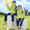 Uniforme Escolar para Estudiantes de Primaria Ropa de Primavera y Otoño Uniforme de Clase para Primer Grado Conjunto de Tres Piezas de Estilo Extranjero Uniforme de Jardín de Niños Traje de Trabajo Rudo para Exteriores