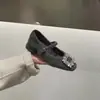 Tacones Mary Jane de estilo francés, elegantes y lujosos, con una hebilla de pedrería y un diseño de una sola tira, con forro de felpa.