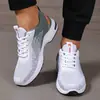 Zapatos personalizados para hombre para otoño, fabricante de zapatos de punto volador de alta elasticidad, zapatillas deportivas para hombre con amortiguación de aire y suela blanda, ventas transfronterizas al por mayor
