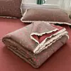 2026 Nuevo Estilo Hilo de Pompón Encaje Negro Pequeño Colcha de Verano, Colcha Refrescante de Verano, Colcha de Aire Acondicionado Juego de Cuatro Piezas