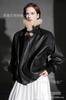 Chaqueta de Cuero con Diseño de Cuello de Piel de Cachemira Cool y Trendy Americano para Mujer, Chaqueta de Cuero Estilo Motociclista a la Moda, Corta, Nueva de Otoño e Invierno
