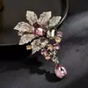 Broche de Hoja Colorido de Lujo Ligero, Exquisito y Moderno Pin de Hoja de Alta Gama para Mujer, Pin de Diseño Nicho, Accesorios para Traje
