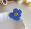 Presilha de Cabelo Flor de Lírio Artificial Estilo Fada Super Pura e Desejosa para Mulheres, Presilha Lateral com Vibe de Primavera e Verão, Acessório de Cabelo Doce Estilo Feriado