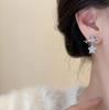 Pendientes de Zirconia con Lazo Estilo Frío Lujo Ligero Diseño de Nicho Femenino Sentido de Diseño Estrella Pentagonal Clavo de Oreja Elegantes Pendientes Versátiles