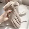 Luvas fofas de pelúcia para o inverno, luvas femininas espessadas e forradas com fleece para dirigir e andar de bicicleta, à prova de frio, quentes, compatíveis com tela de toque, à prova de vento