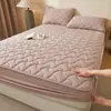 2026 High-End 100% Algodão Lavado à Pedra Algodão de Fibra Longa Colcha Peça Única Lençol de Elástico Capa de Colchão Cor Sólida Respirável Cobertura de Cama Peça Única Capa Protetora