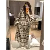 Pijama feminino de fleece coral, design retrô estilo coreano outono/inverno, roupão com capuz espesso, roupa de casa quente, atacado para vendas transfronteiriças