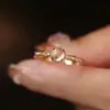 Novo Anel Aberto Gota de Orvalho de Zircônia Tipo Gelo da Yuhong para Mulheres, Luxo Leve, Estilo Ins Simples, Versátil Tendência Atacado
