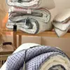 Estilo Francês Um Pequeno Floral Retrô Algodão Fio Duplo Renda Pequena Colcha de Feijão Lavável à Máquina Primavera Outono Inverno Colcha Colcha Quente